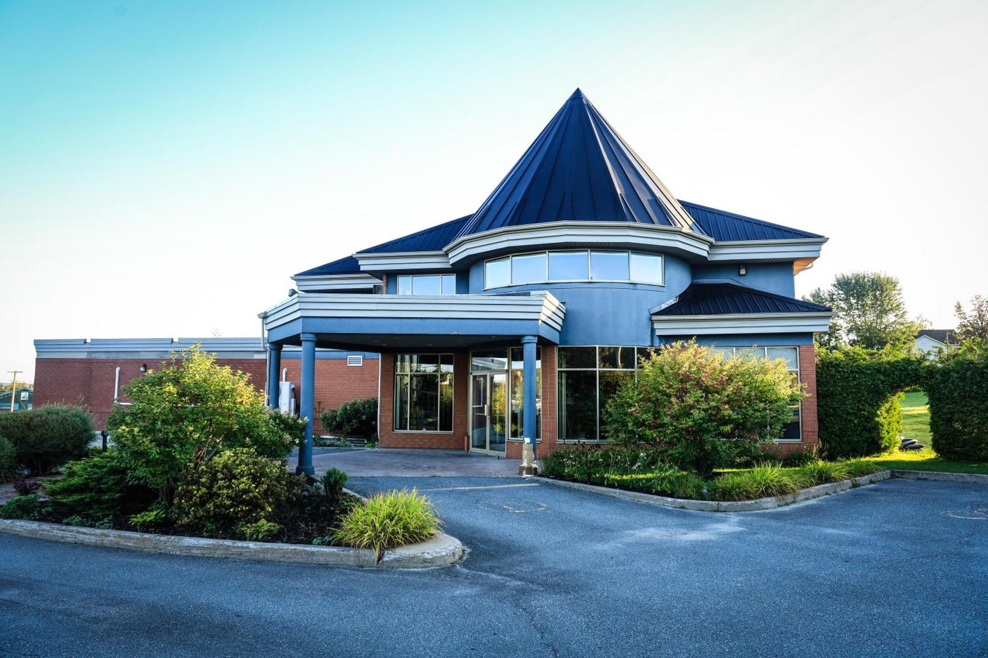 Hotel Val-Des-Sources Asbestos Екстериор снимка