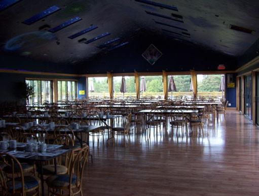Hotel Val-Des-Sources Asbestos Екстериор снимка